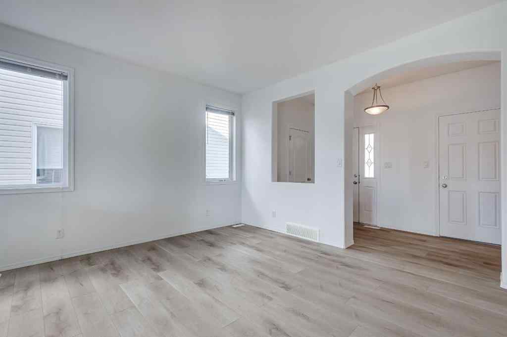 MLS® A2247578 - 14 VOLD Close  in Vanier East Red Deer, Residential