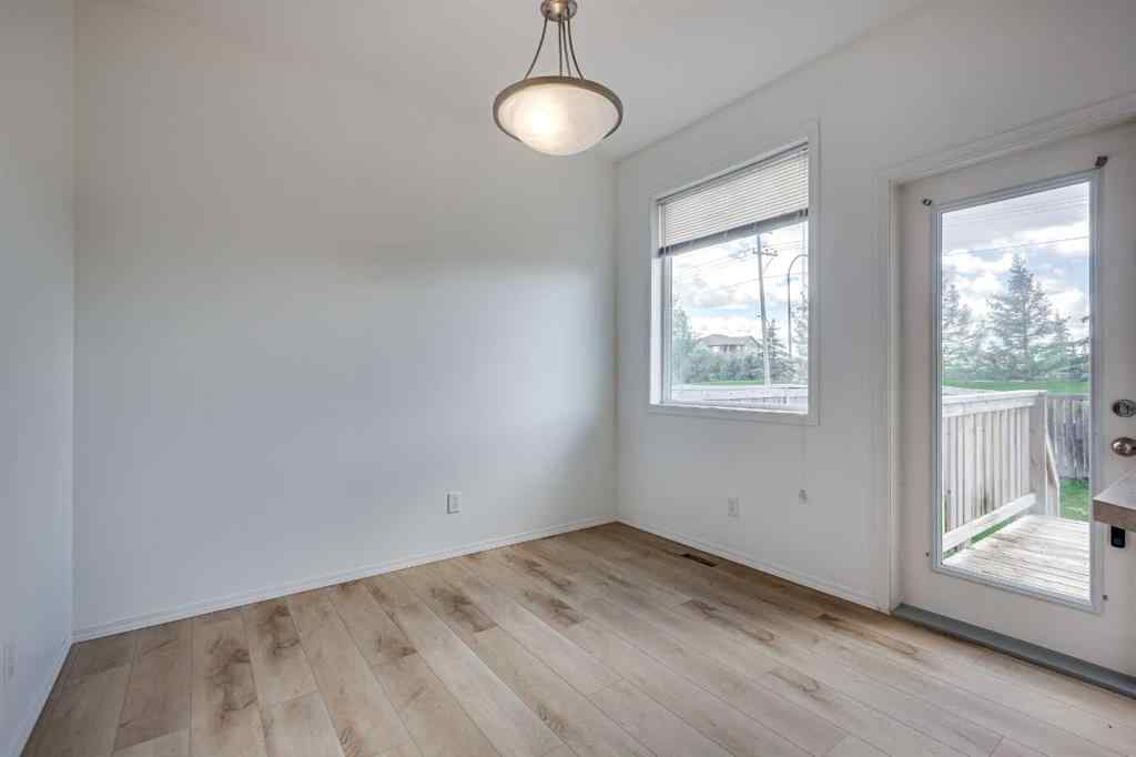 MLS® A2247578 - 14 VOLD Close  in Vanier East Red Deer, Residential