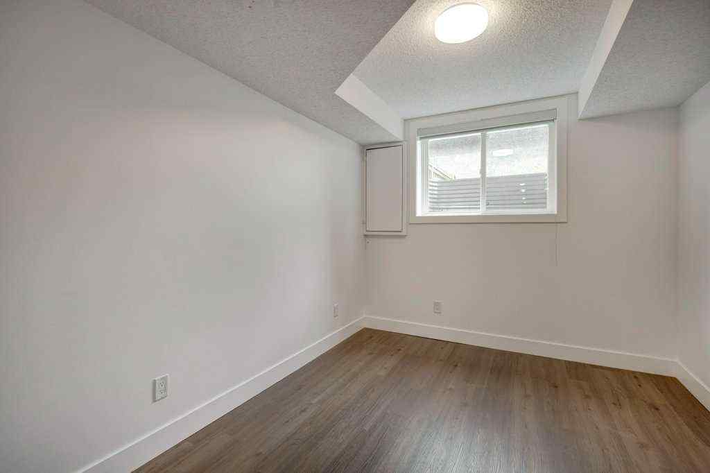 MLS® A2247580 - 3105 A & B, 3017 A & B 38 Street SW in Glenbrook Calgary, Residential