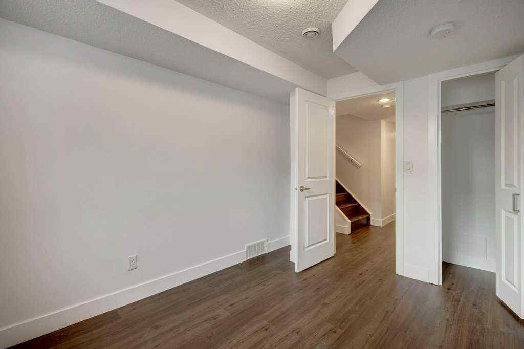 MLS® A2247580 - 3105 A & B, 3017 A & B 38 Street SW in Glenbrook Calgary, Residential