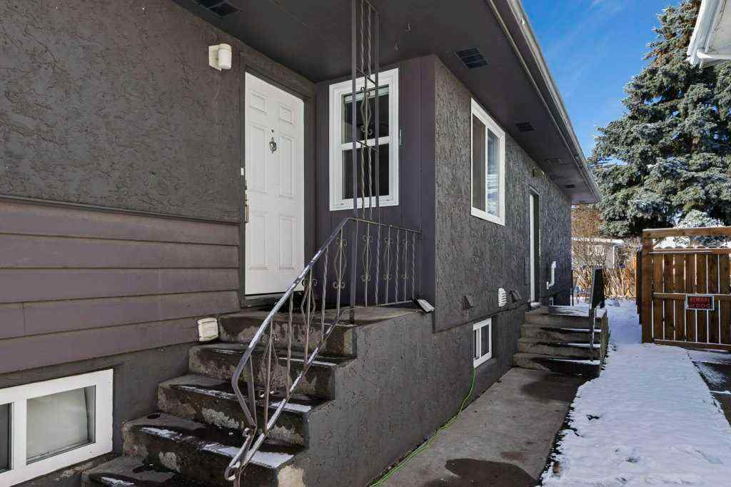 MLS® A2247580 - 3105 A & B, 3017 A & B 38 Street SW in Glenbrook Calgary, Residential