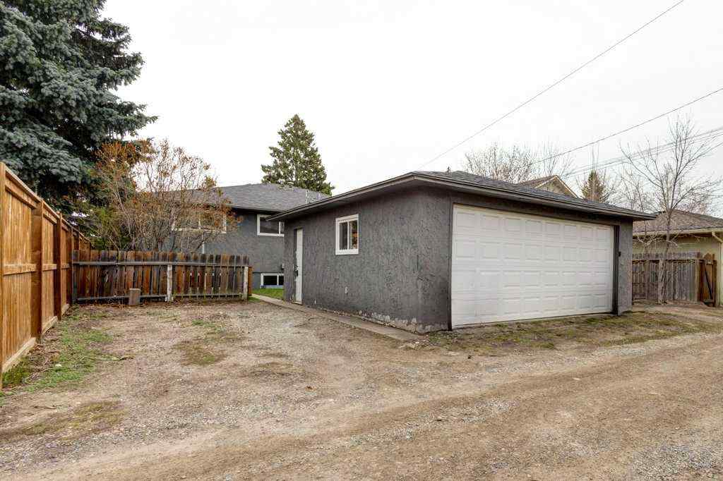 MLS® A2247580 - 3105 A & B, 3017 A & B 38 Street SW in Glenbrook Calgary, Residential