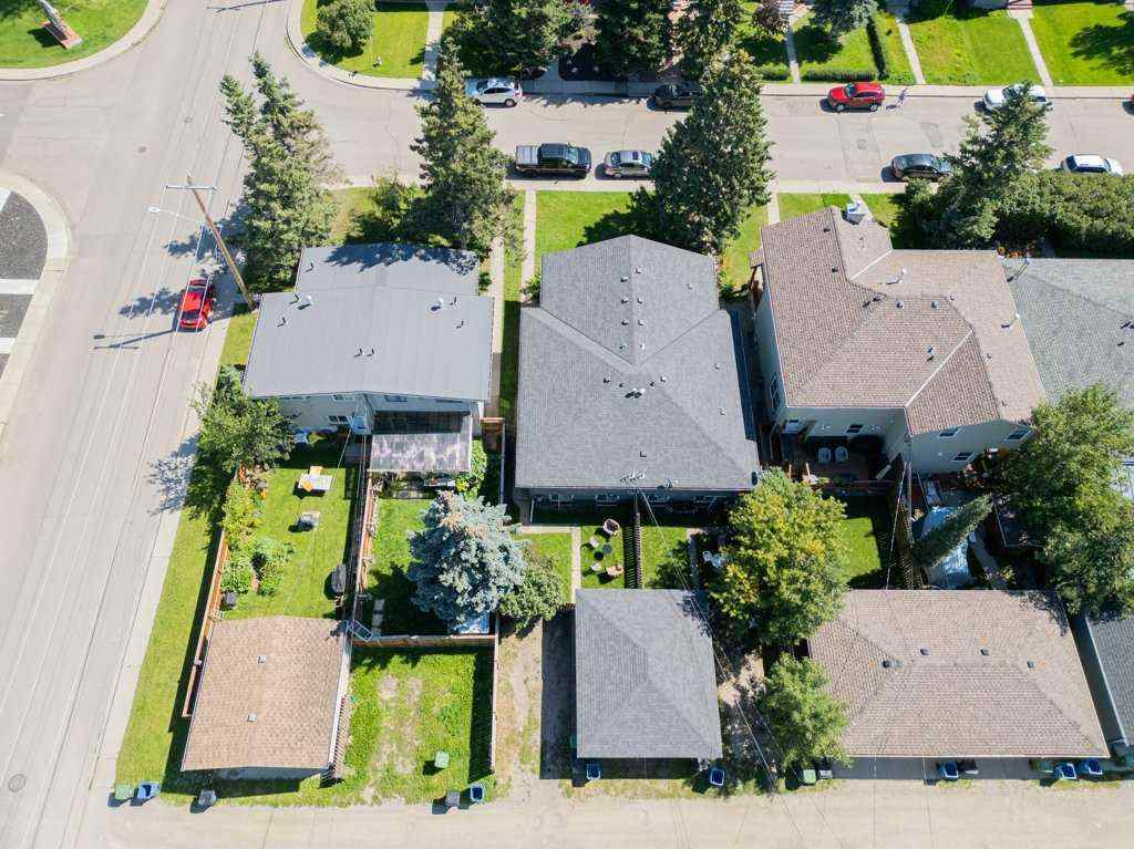 MLS® A2247580 - 3105 A & B, 3017 A & B 38 Street SW in Glenbrook Calgary, Residential