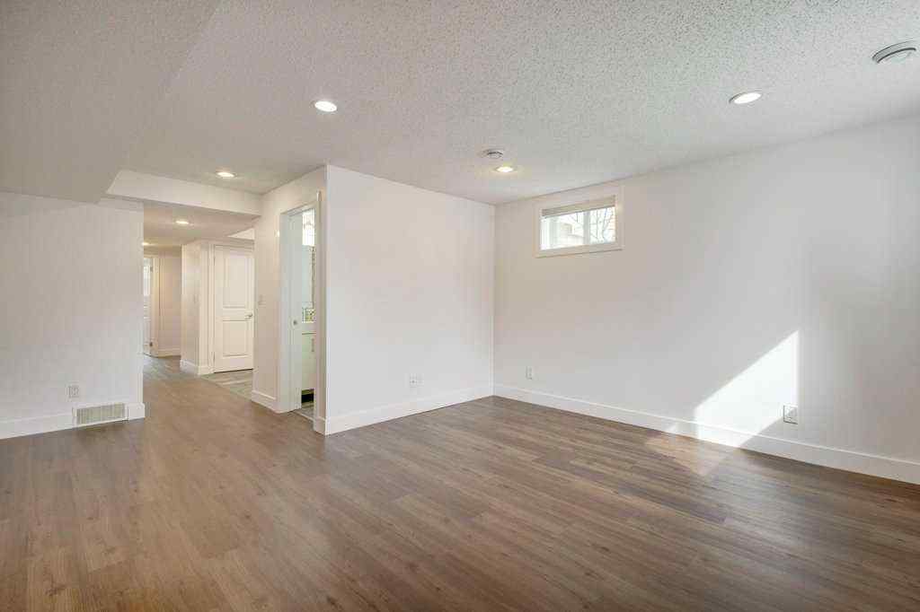 MLS® A2247580 - 3105 A & B, 3017 A & B 38 Street SW in Glenbrook Calgary, Residential