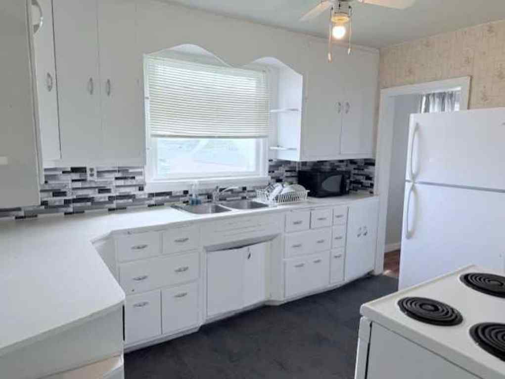 MLS® A2247584 - 5040 51 Street  in NONE Hardisty, Residential