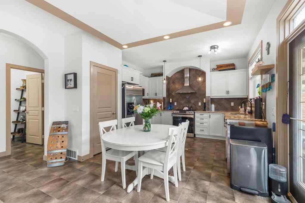 MLS® A2247592 - 119 Westmount Road  in Westmount_OK Okotoks, Residential