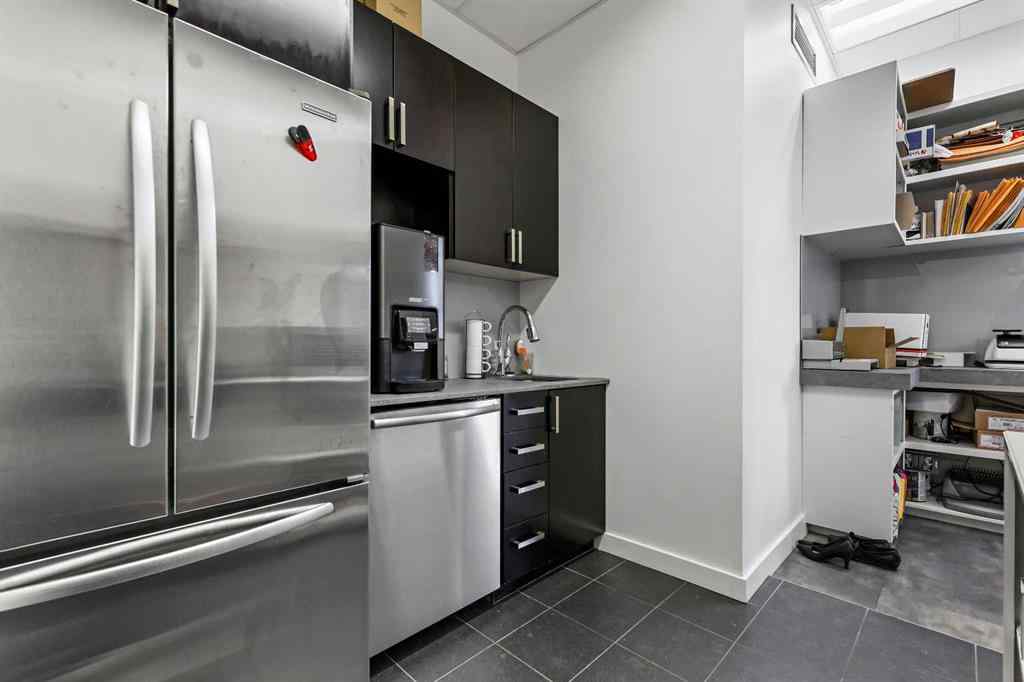 MLS® A2247595 - Unit #607 888 4 Avenue SW in Downtown Commercial Core Calgary, Commercial
