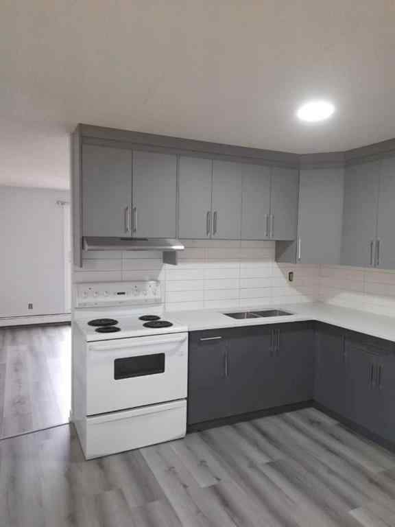 MLS® A2247596 - 723 5 Street NE in Renfrew Calgary, Commercial