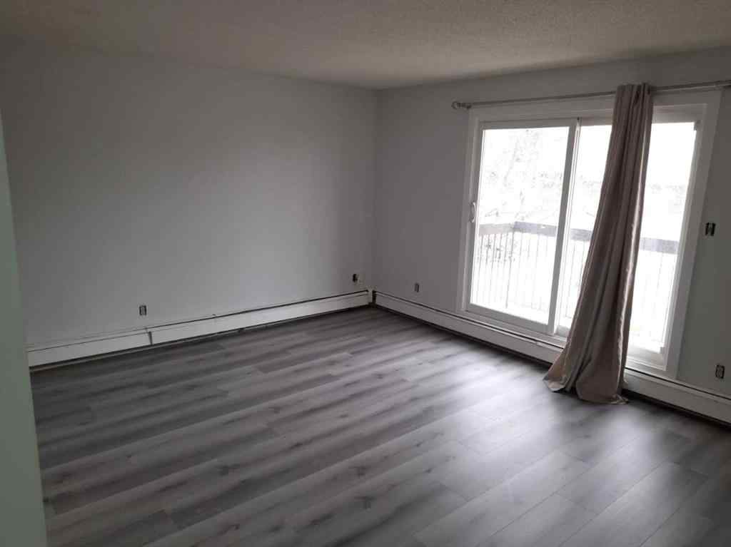 MLS® A2247596 - 723 5 Street NE in Renfrew Calgary, Commercial