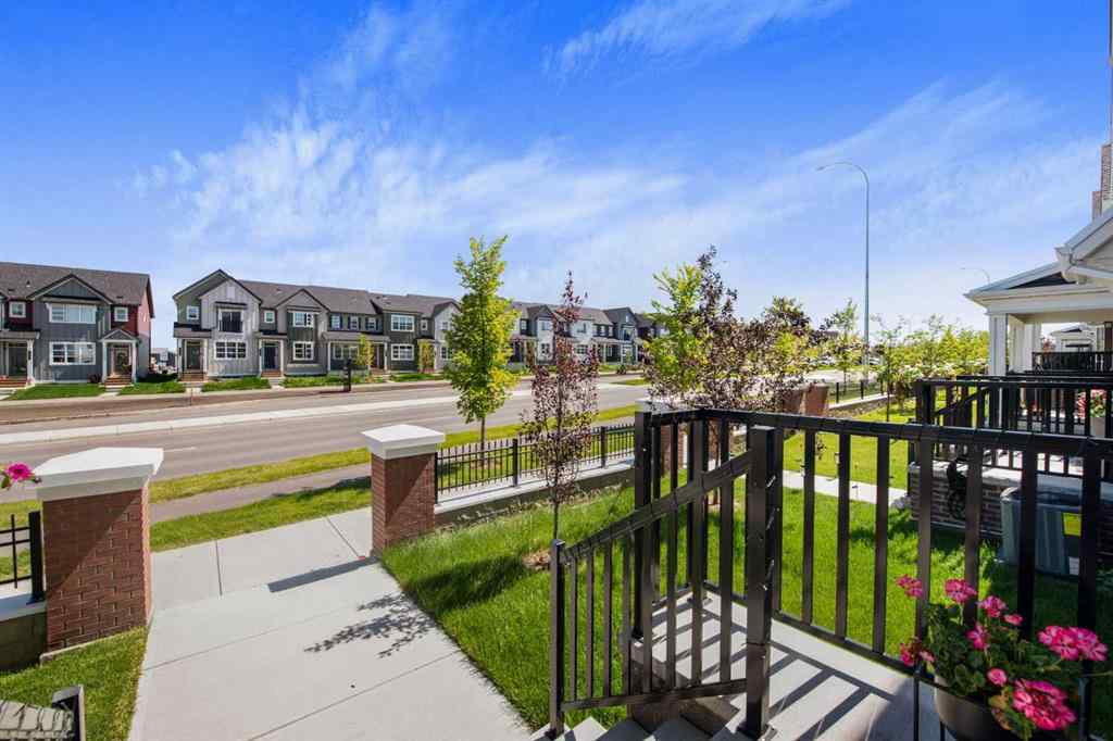 MLS® A2247600 - 19627 Sheriff King Street SW in Yorkville Calgary, Residential