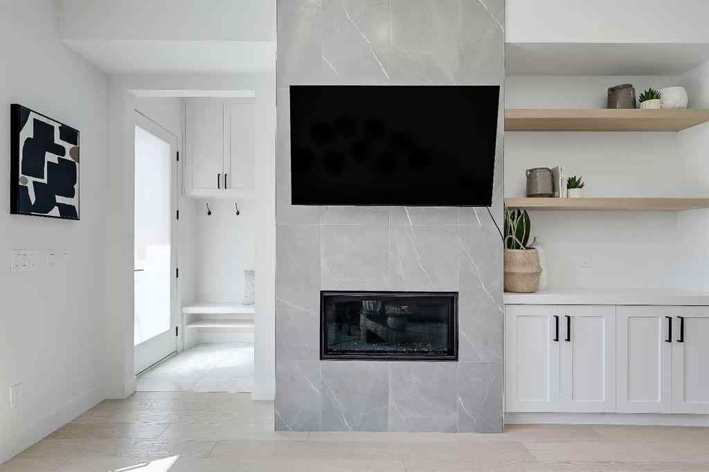 MLS® A2247607 - 1109 41 Street SW in Rosscarrock Calgary, Residential