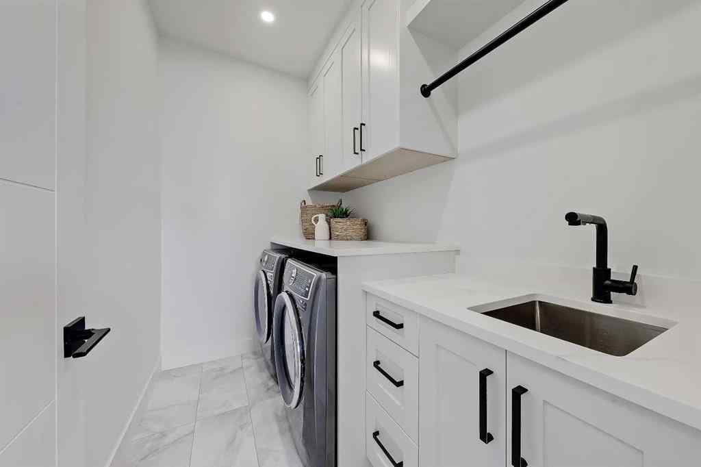 MLS® A2247607 - 1109 41 Street SW in Rosscarrock Calgary, Residential