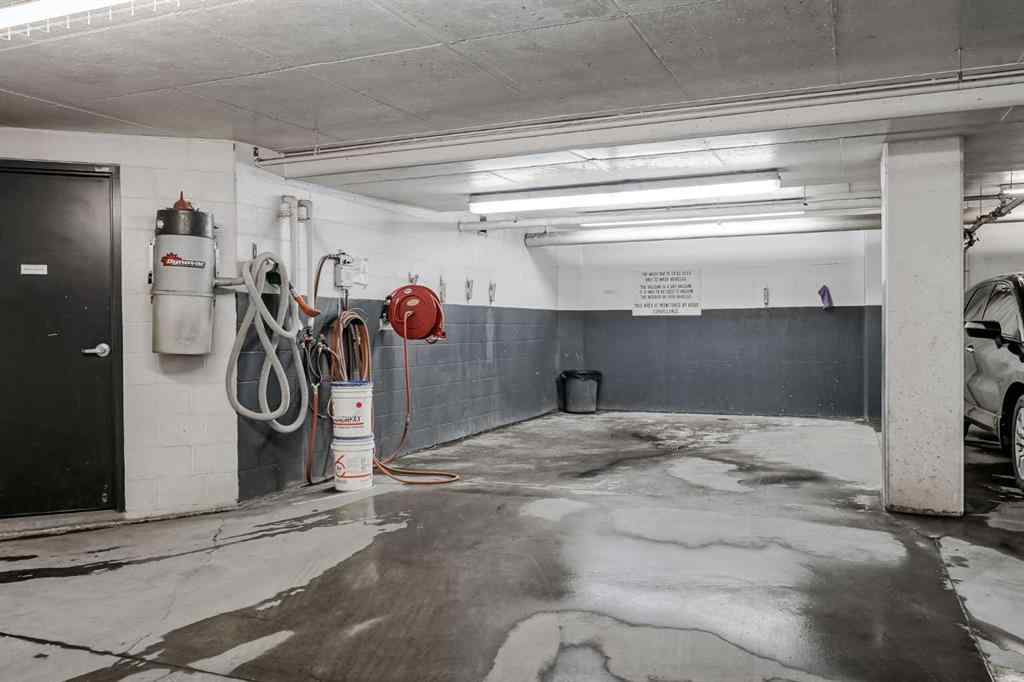 MLS® A2247612 - Unit #1402 910 5 Avenue SW in Downtown Commercial Core Calgary, Residential