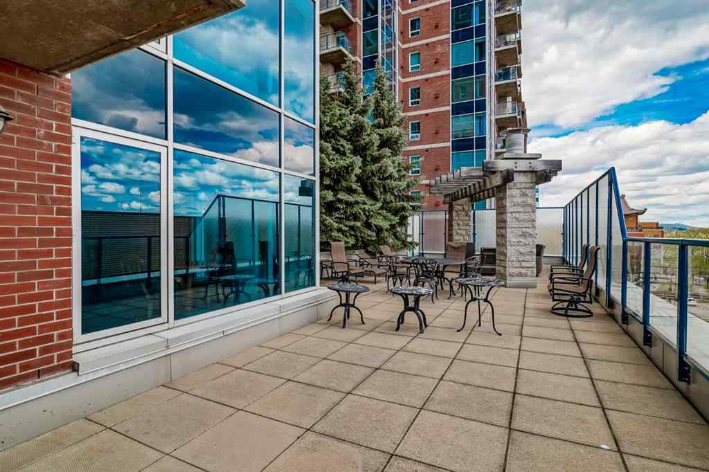 MLS® A2247612 - Unit #1402 910 5 Avenue SW in Downtown Commercial Core Calgary, Residential