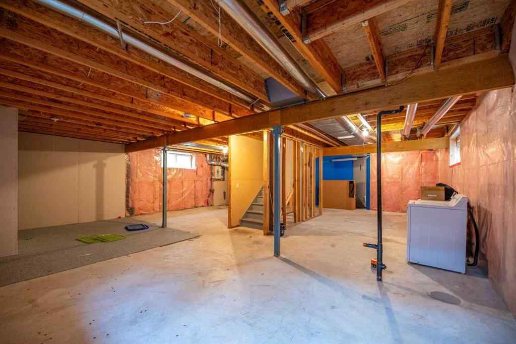 MLS® A2247613 - 72 Rockyledge Crescent NW in Rocky Ridge Calgary, Residential
