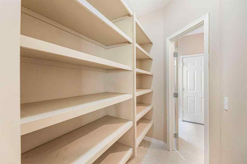 MLS® A2247613 - 72 Rockyledge Crescent NW in Rocky Ridge Calgary, Residential