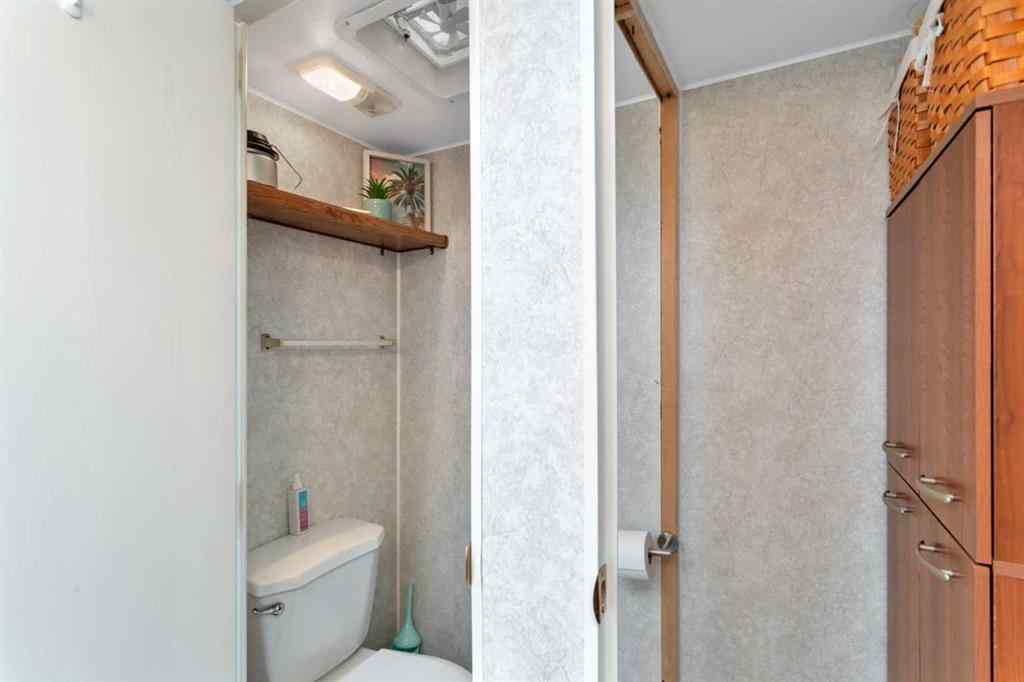 MLS® A2247619 - 46 Points West Resort   in Points West Sylvan Lake, Land