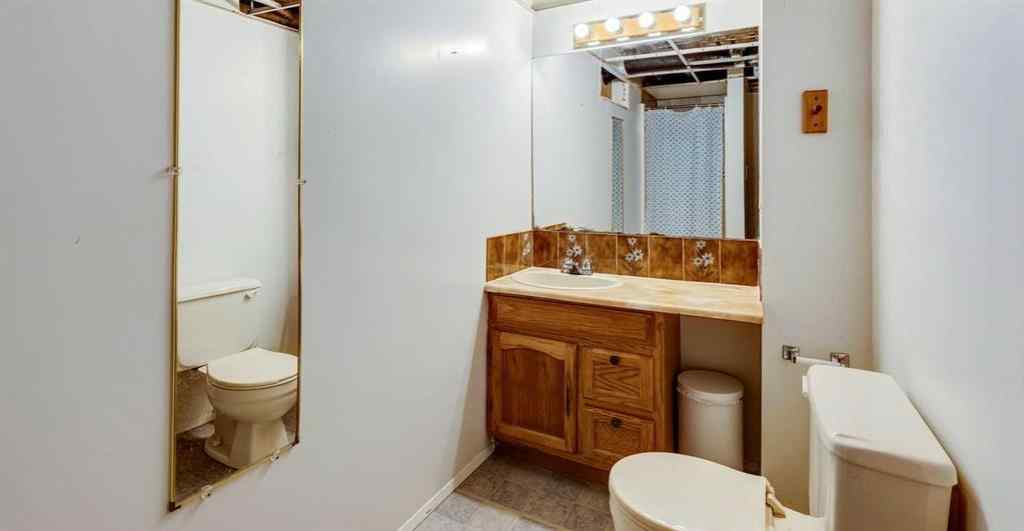 MLS® A2247621 - 5023 Nemiskam Road NW in North Haven Calgary, Residential