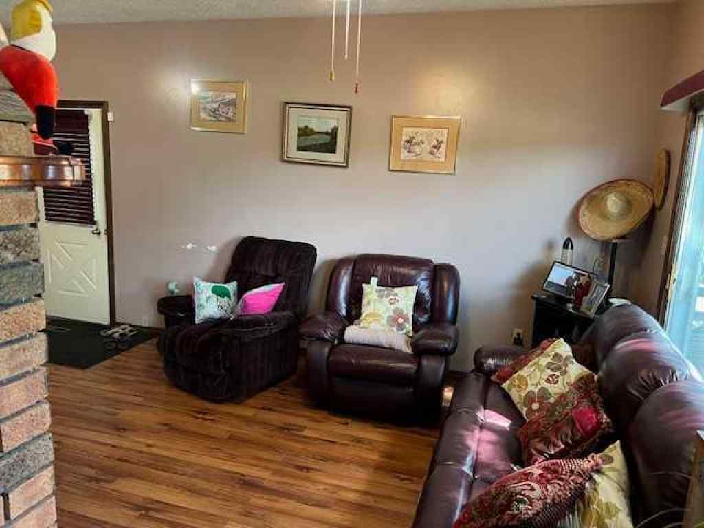 MLS® A2247630 - 118 Alberta Avenue  in NONE Halkirk, Residential