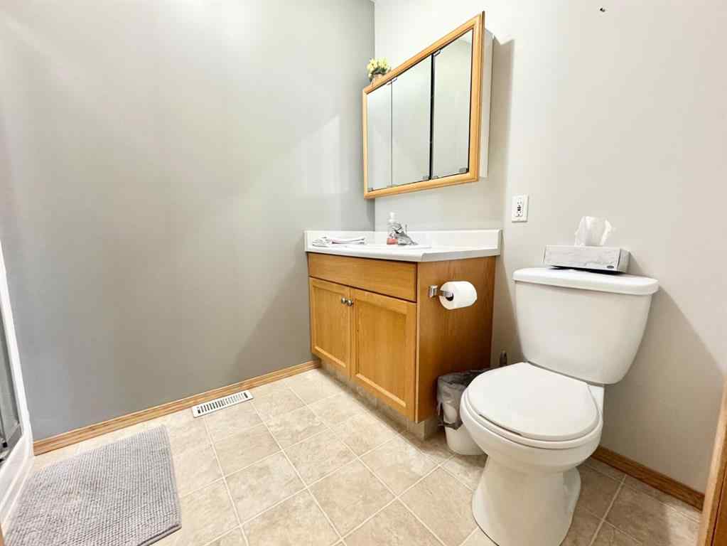 MLS® A2247632 - Unit #7 4920 53 Avenue   in NONE Whitecourt, Residential