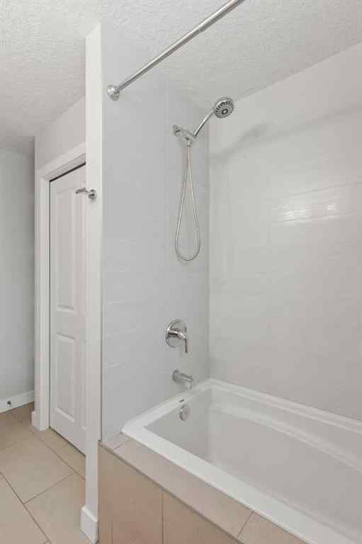 MLS® A2247634 - 1243 19 Street NE in Mayland Heights Calgary, Residential