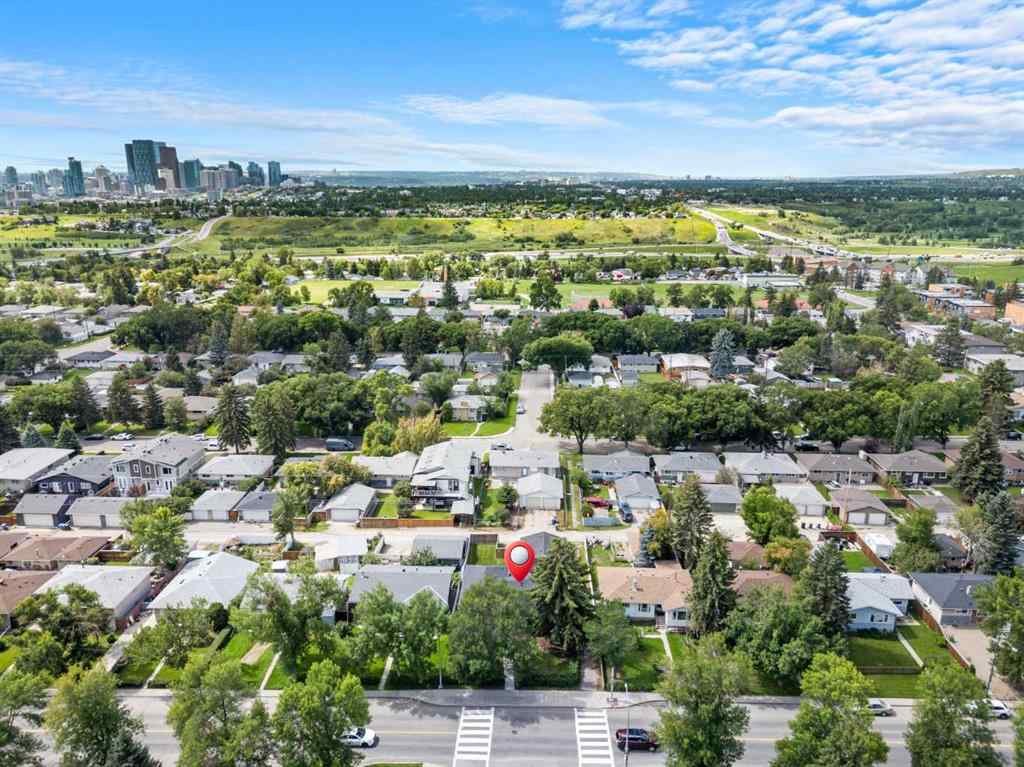 MLS® A2247634 - 1243 19 Street NE in Mayland Heights Calgary, Residential