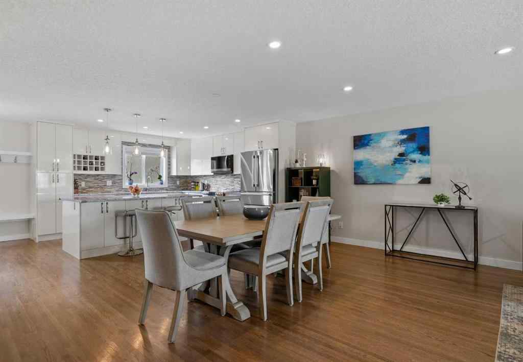 MLS® A2247634 - 1243 19 Street NE in Mayland Heights Calgary, Residential