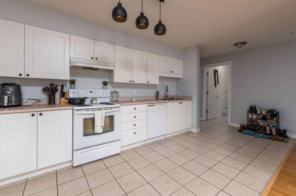 MLS® A2247635 - Unit #303B 5101 18th Street  in College Park Lloydminster, Residential