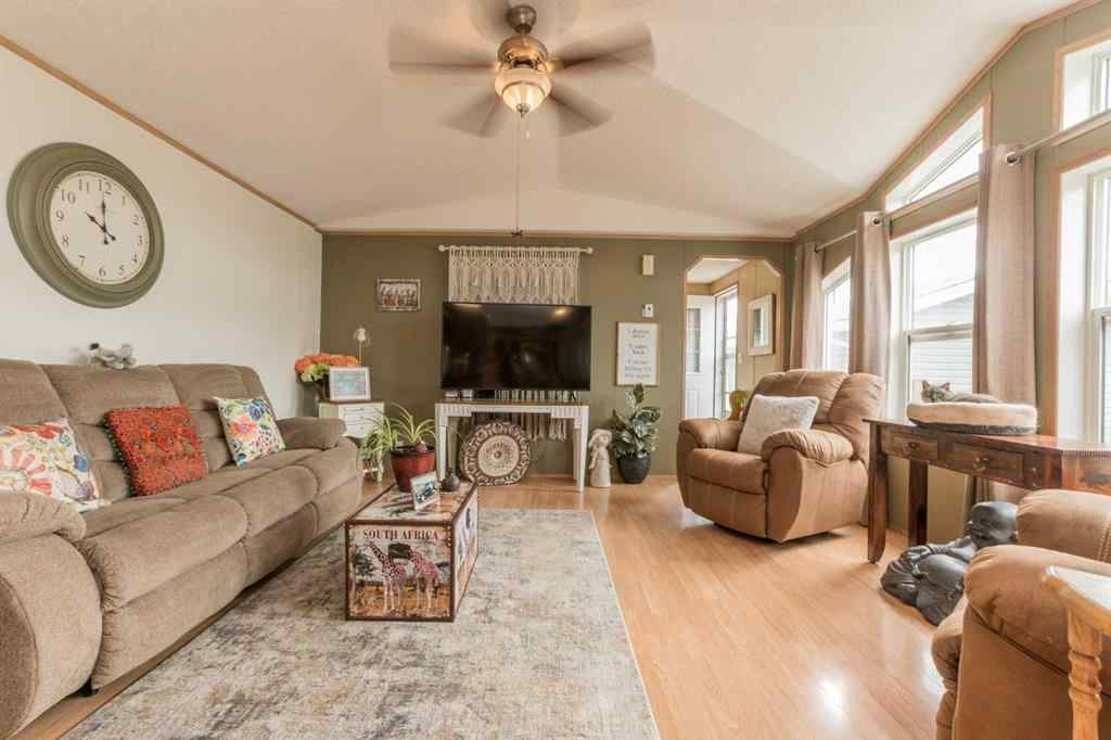 MLS® A2247640 - 423 Silver Point Drive  in MH - Silver Pointe Rural Grande Prairie No. 1, County of, Residential