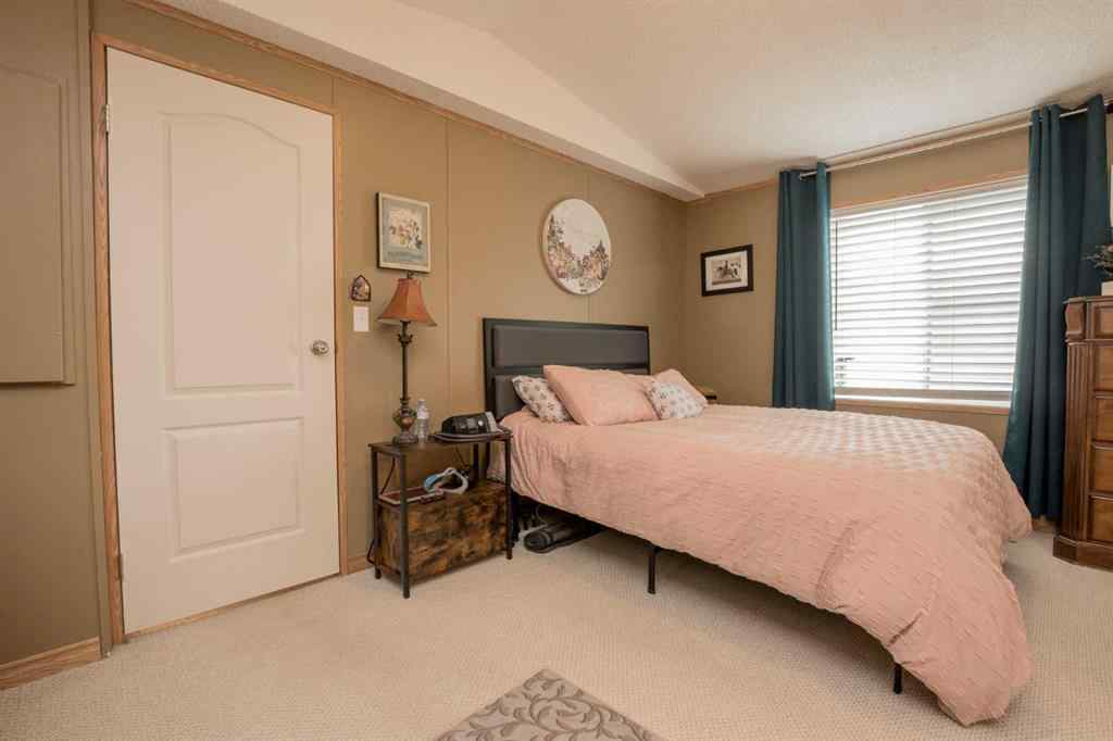 MLS® A2247640 - 423 Silver Point Drive  in MH - Silver Pointe Rural Grande Prairie No. 1, County of, Residential