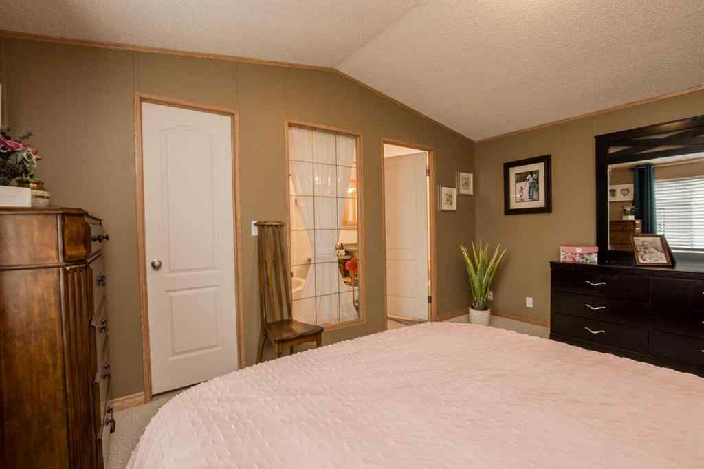 MLS® A2247640 - 423 Silver Point Drive  in MH - Silver Pointe Rural Grande Prairie No. 1, County of, Residential
