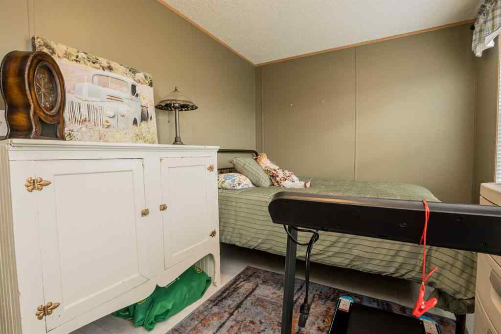 MLS® A2247640 - 423 Silver Point Drive  in MH - Silver Pointe Rural Grande Prairie No. 1, County of, Residential