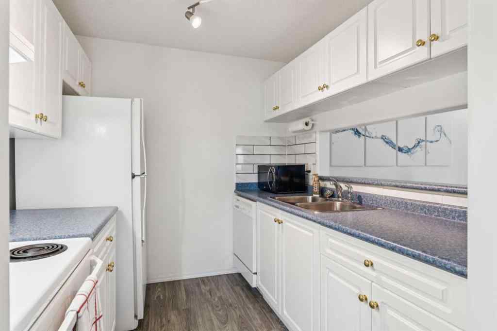 MLS® A2247642 - 2305 Millrise Point SW in Millrise Calgary, Residential