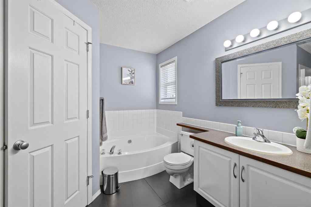 MLS® A2247644 - 154 Rocky Ridge Close NW in Rocky Ridge Calgary, Residential