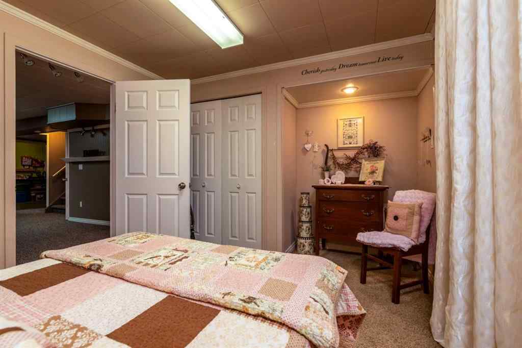 MLS® A2247648 - 5732 47 Street  in West Lloydminster Lloydminster, Residential