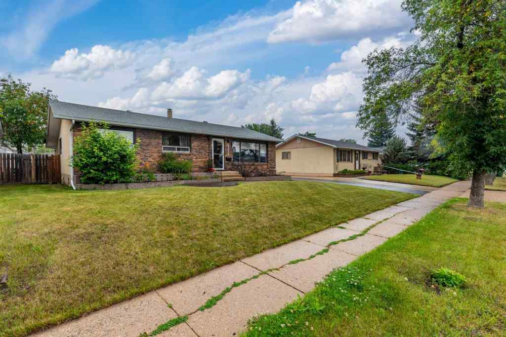 MLS® A2247648 - 5732 47 Street  in West Lloydminster Lloydminster, Residential