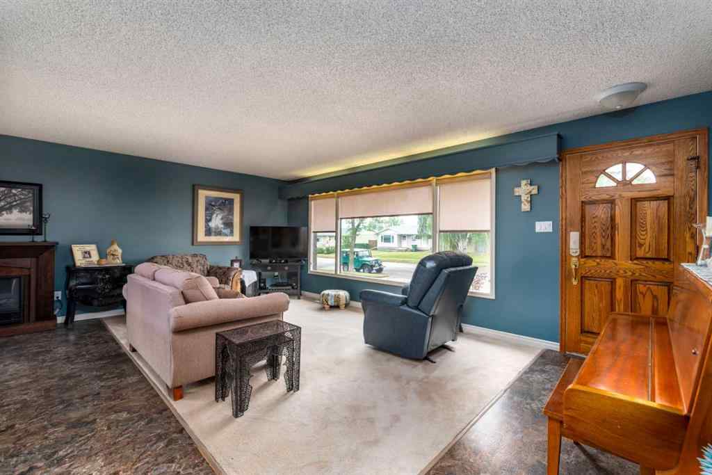 MLS® A2247648 - 5732 47 Street  in West Lloydminster Lloydminster, Residential
