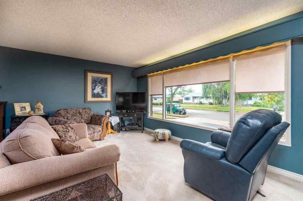 MLS® A2247648 - 5732 47 Street  in West Lloydminster Lloydminster, Residential