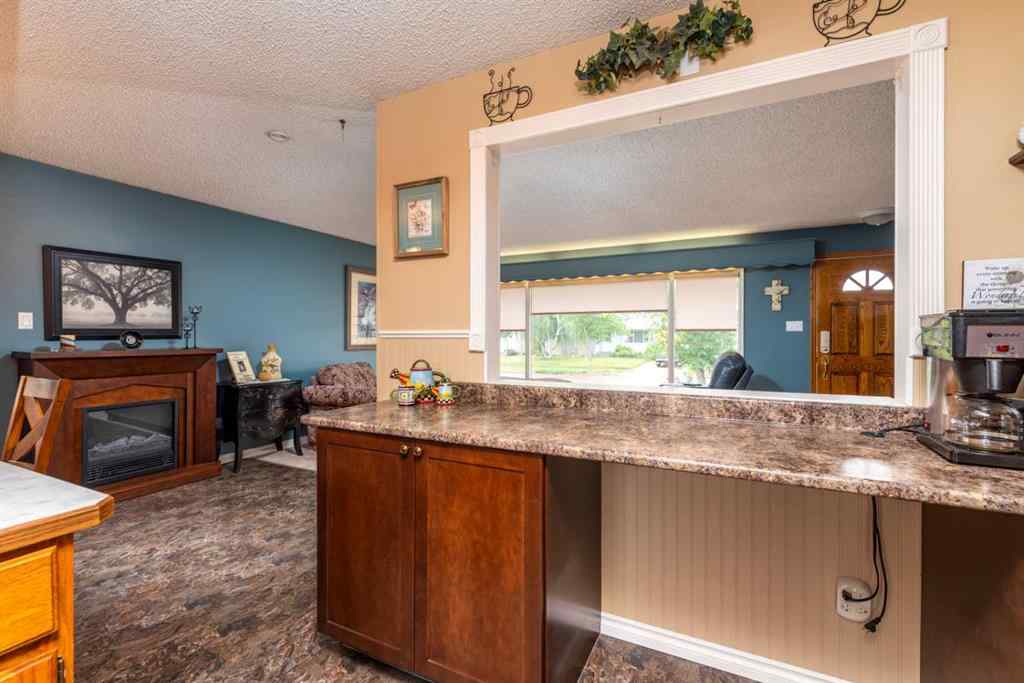 MLS® A2247648 - 5732 47 Street  in West Lloydminster Lloydminster, Residential