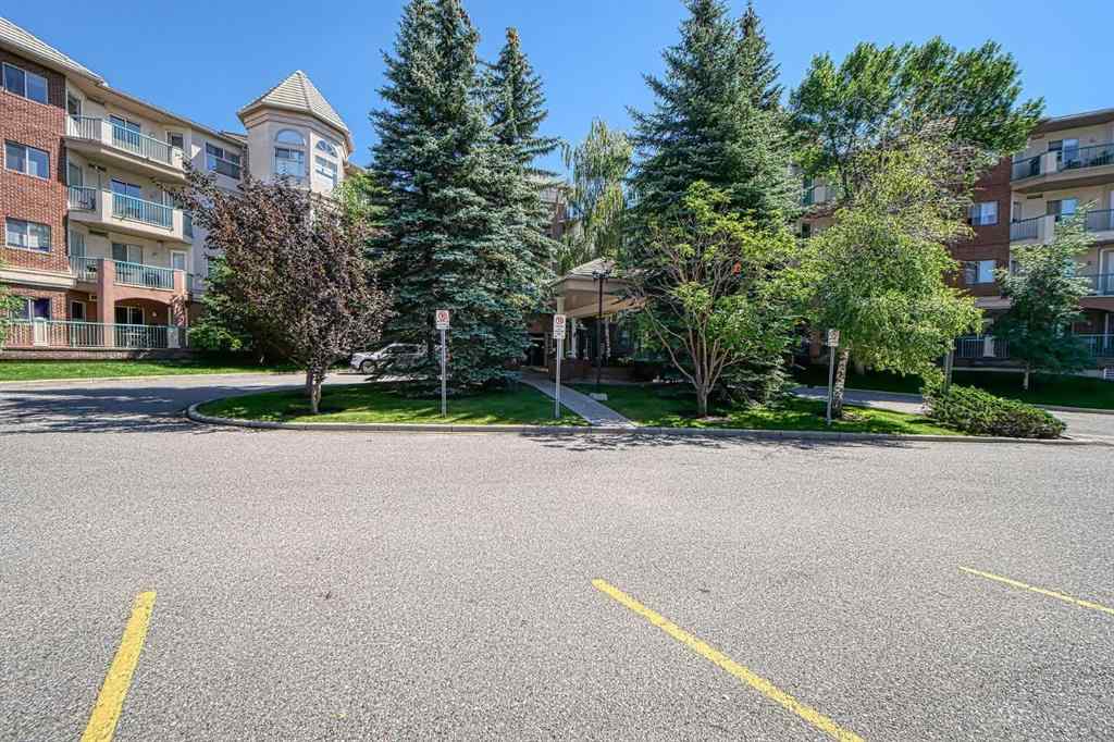 MLS® A2247656 - Unit #306 200 Lincoln Way SW in Lincoln Park Calgary, Residential