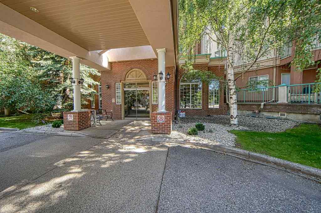 MLS® A2247656 - Unit #306 200 Lincoln Way SW in Lincoln Park Calgary, Residential