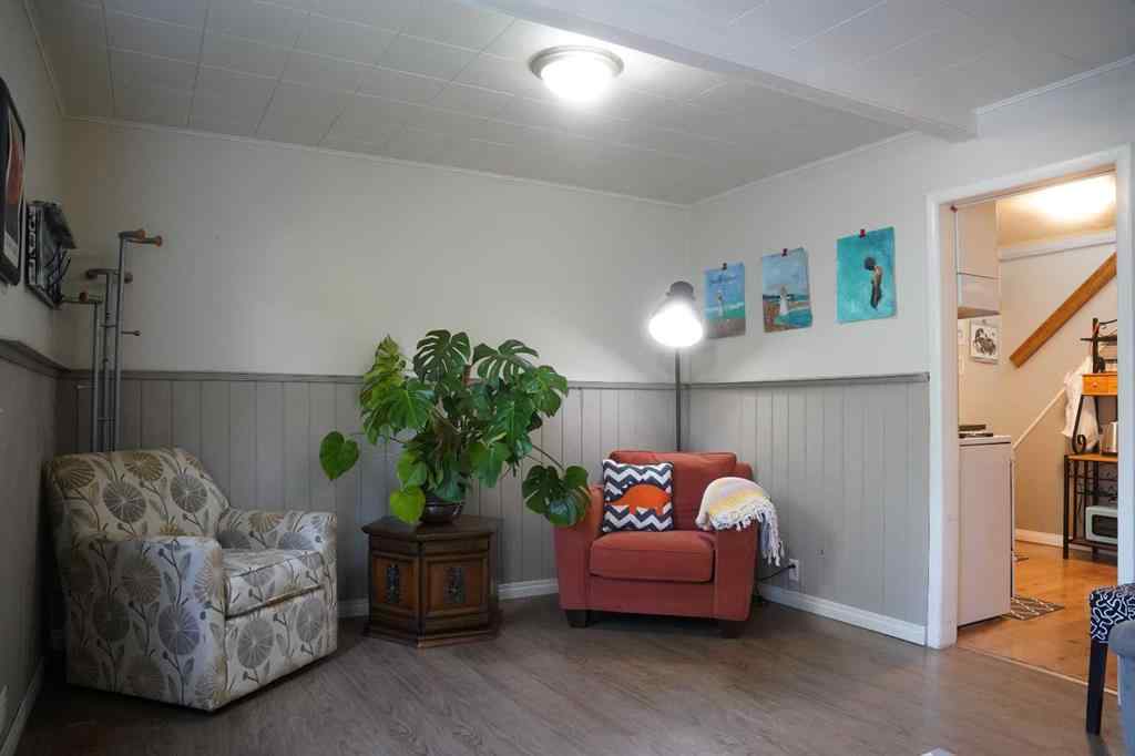 MLS® A2247658 - 725 2 Avenue W in Downtown Drumheller, Residential
