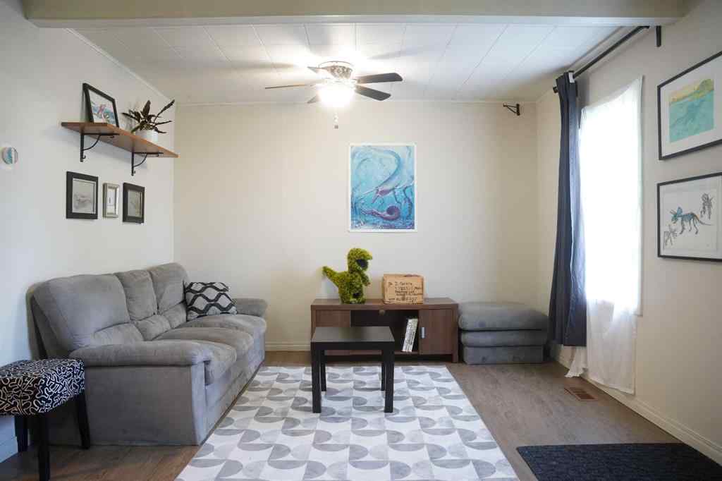 MLS® A2247658 - 725 2 Avenue W in Downtown Drumheller, Residential