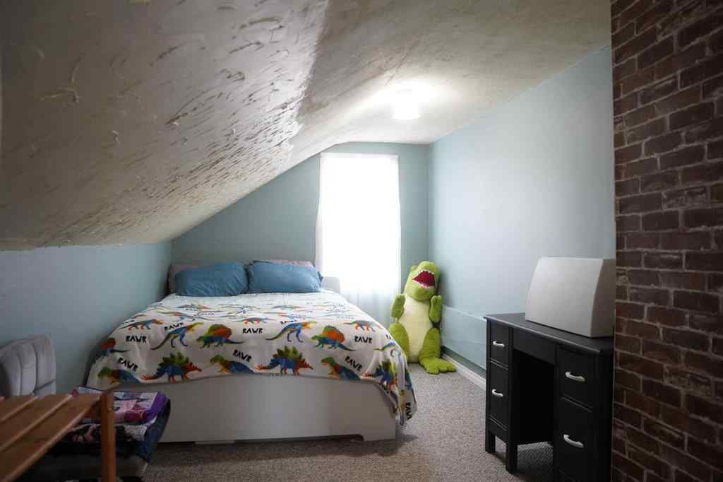 MLS® A2247658 - 725 2 Avenue W in Downtown Drumheller, Residential