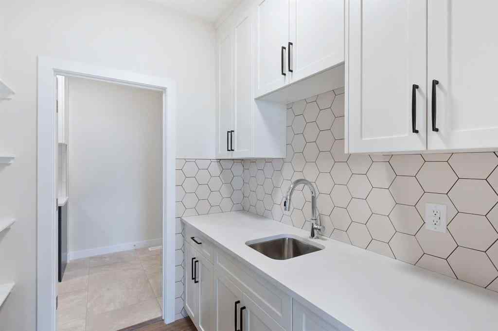 MLS® A2247664 - 6 Harrison Green  in NONE Olds, Residential