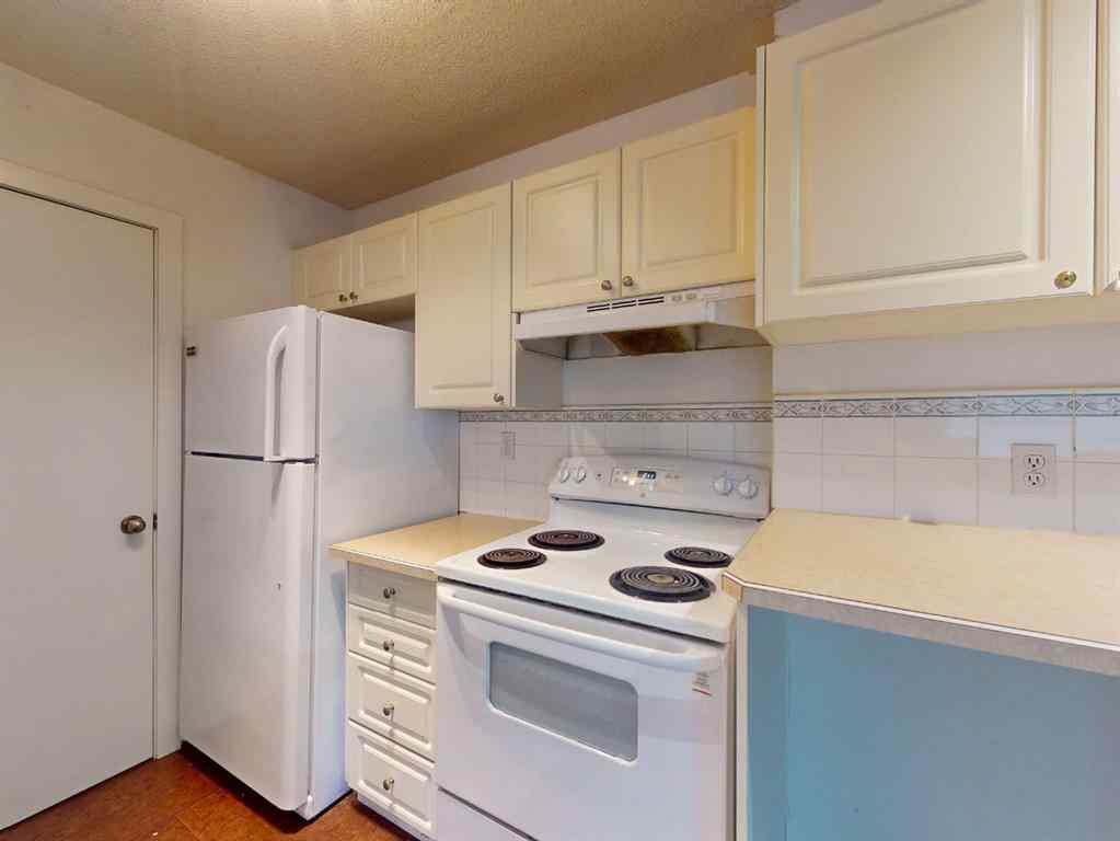 MLS® A2247669 - Unit #301 715 15 Avenue SW in Beltline Calgary, Residential