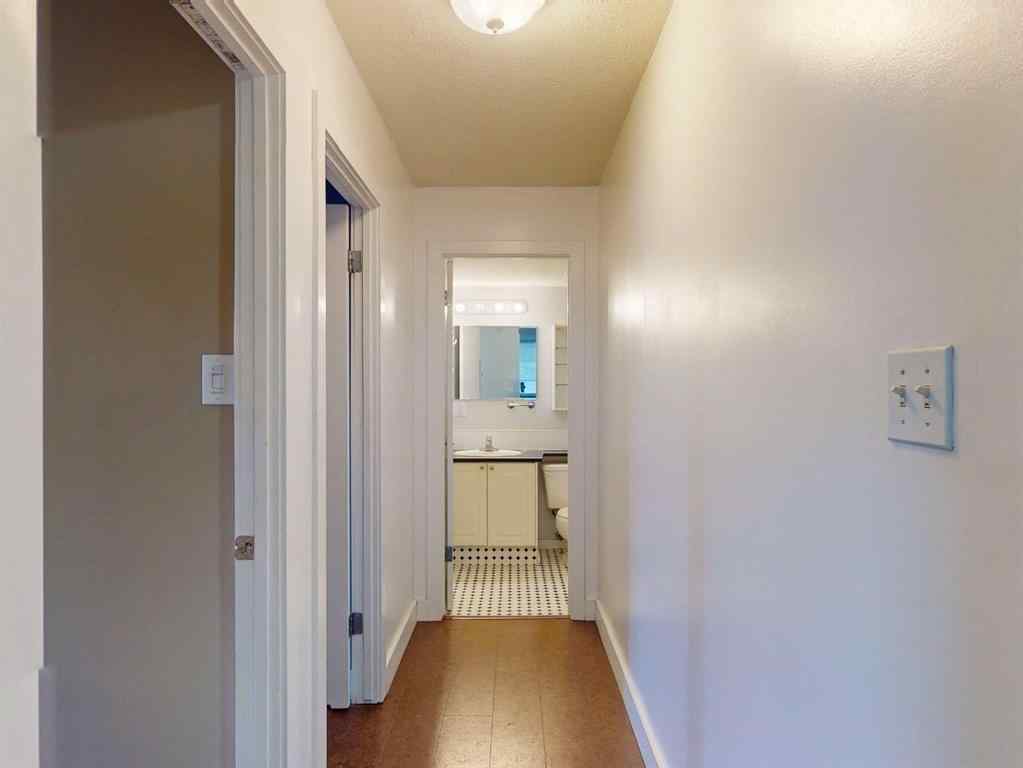 MLS® A2247669 - Unit #301 715 15 Avenue SW in Beltline Calgary, Residential
