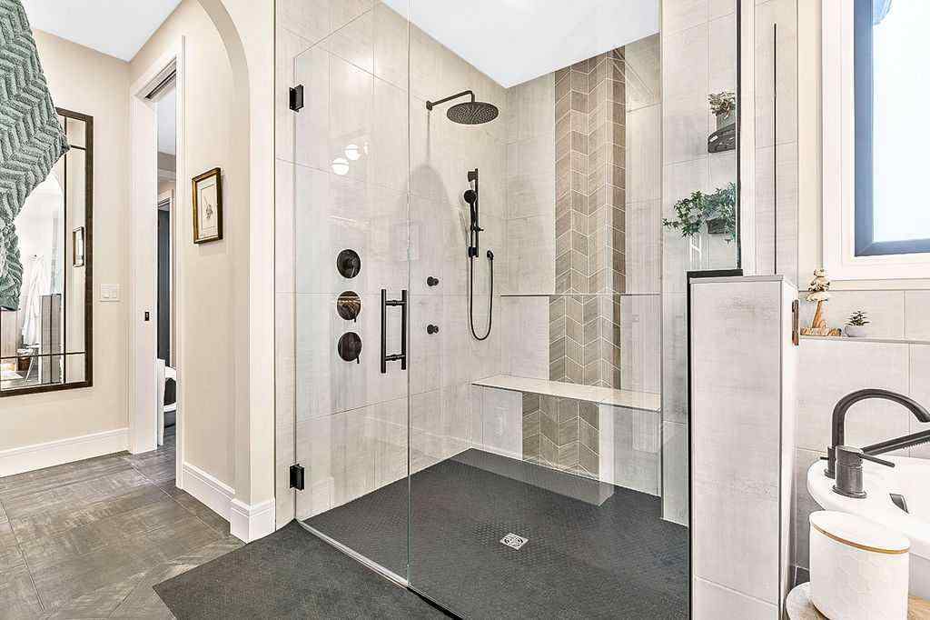 MLS® A2247694 - 10 Westmount Point  in Westmount_OK Okotoks, Residential