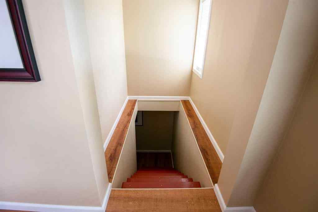 MLS® A2247700 - 942 Willow Street  in NONE Pincher Creek, Residential