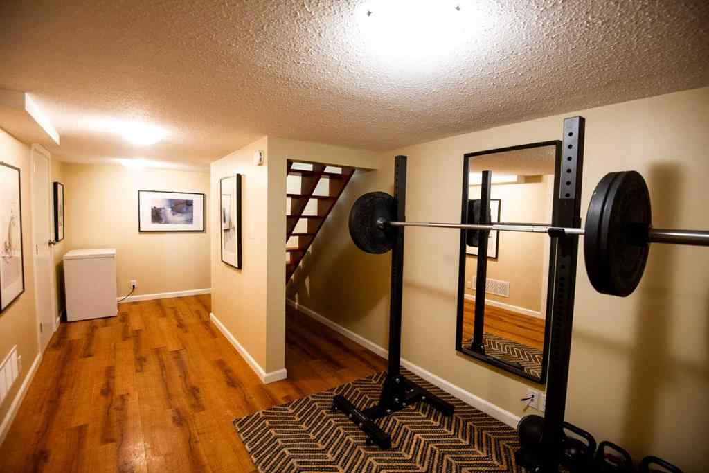 MLS® A2247700 - 942 Willow Street  in NONE Pincher Creek, Residential